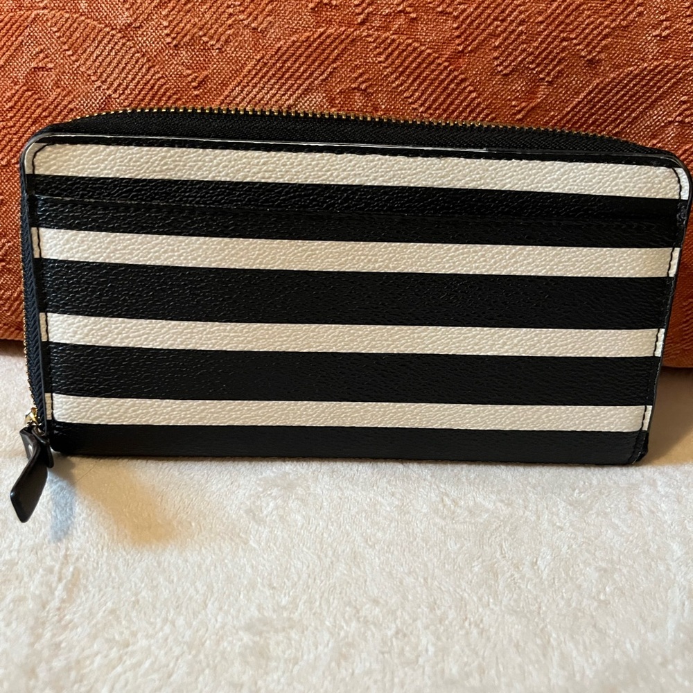 Kate Spade Black and White Striped Wallet